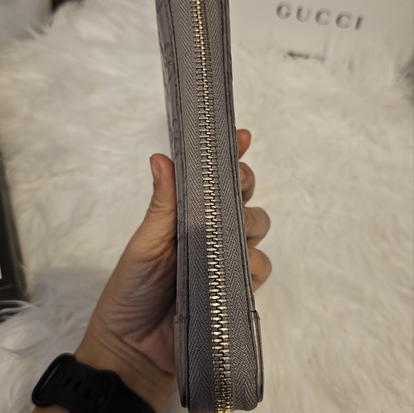 Gucci Zippy Wallet - Picture 10 of 16